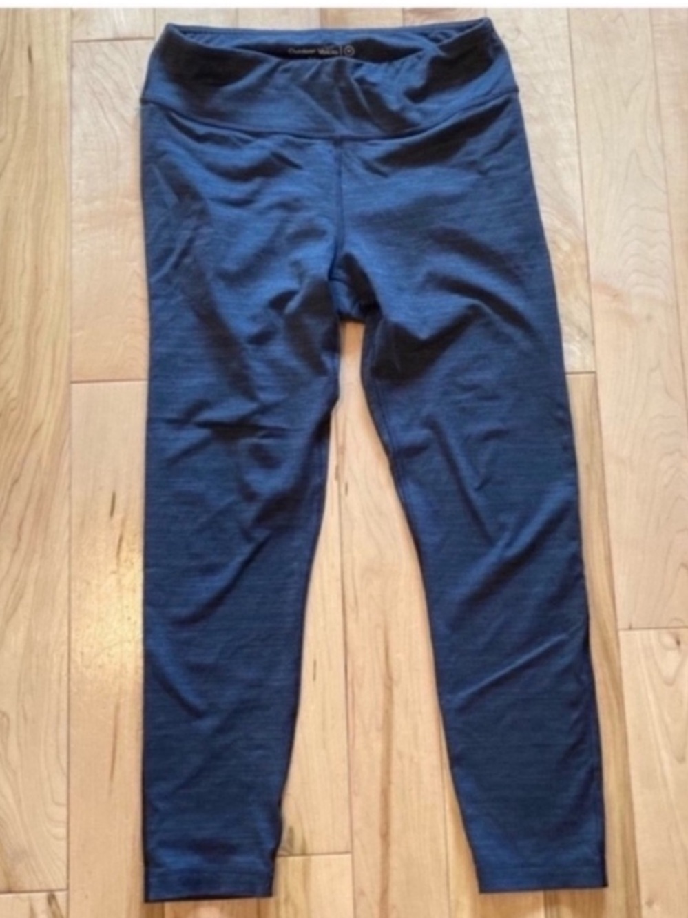 Outdoor Voices gray Flex Tech Sweat 7/8 leggings Medium